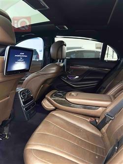 Mercedes-Benz S-Class Maybach